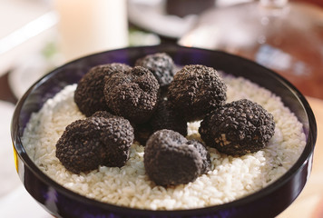 Black truffle mushroom on the rice.