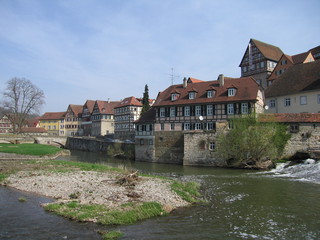 Kocher mit Kiesinsel Alstadt Schwäbisch Hall