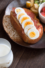 朝食プレート ミルク