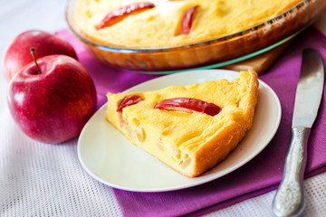 Sweet cottage cheese casserole with apples