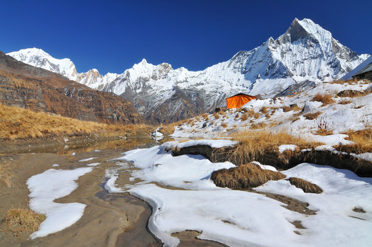 Nepal, Annapurna Conservation Area, Annapurna Base Camp in Nepal Himalaya.
