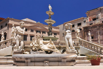 Magnificent fountain Fontana Pretoria on Piazza Pretoria. Work of the Florentine sculptor Francesco Camilliani. Palermo Sicily Italy.