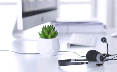 Communication support, call center and customer service help de