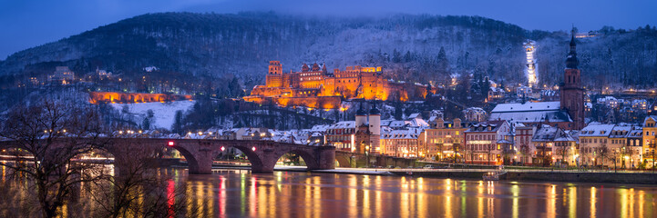 Heidelberg Winter Panorama mit Schloss und Alte Brücke