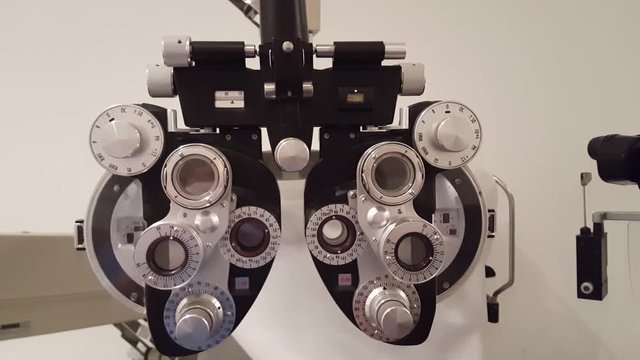 Zoom in-Phoropter ophthalmic testing device-eye examination equipment