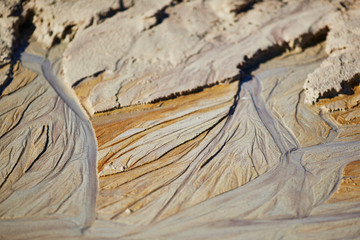 Forme nella sabbia disegnate dal mare