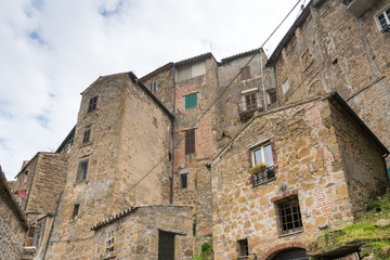 Fototapeta na wymiar Medieval town in Italy