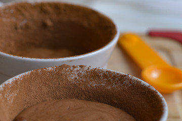 Chocolate powdered ramkins
