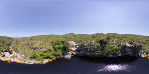 Obraz premium Aero View in 360 degrees of Poco do Diabo Waterfall in Mucugezinho River - Chapada Diamantina