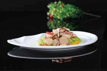 Golden ham with black truffle