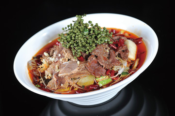 Red beef with pepper and oil