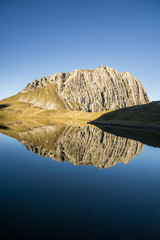 Berg gespiegelt in Seen in den Allgäuer Alpen