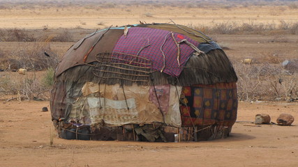 provisorische Behausung in Kenia