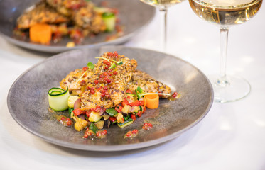 Salmon with red pepper sauce 
