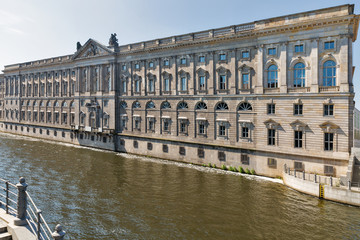 Fototapeta na wymiar Spree river and New Stables building in Berlin, Germany.