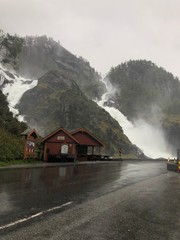 Fototapeta na wymiar Waterfall in Norway 