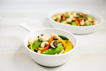 Cashew Asian Stir Fry with Chicken and Vegetables