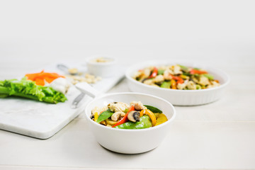 Cashew Asian Stir Fry with Chicken and Vegetables
