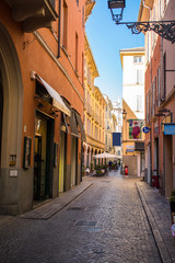 Fototapeta na wymiar Typical Italian street