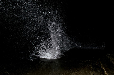 Obraz premium Bryzgająca fala na Morzu Czarnym.