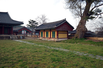 Fototapeta na wymiar Najuhyanggyo Confucian School 
