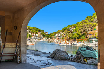 Mallorca  |  View from the fish hall to the port of Cala Figuera   |  9217