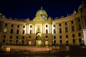 Fototapeta na wymiar Michaelertrakt palace, Hofburg in Vienna, Austria