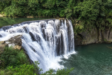 Fototapeta premium shifen waterfall in taiwan