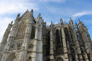 Fototapeta na wymiar Cathédrale de Beauvais - extérieur 4