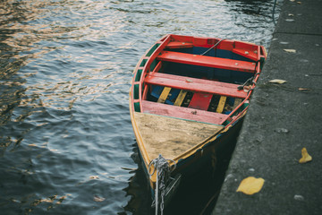 Obraz premium Boat on water background.