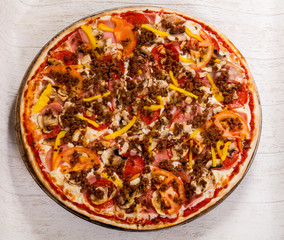 Pizza with minced meat