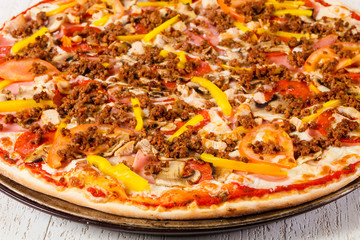 Pizza with minced meat