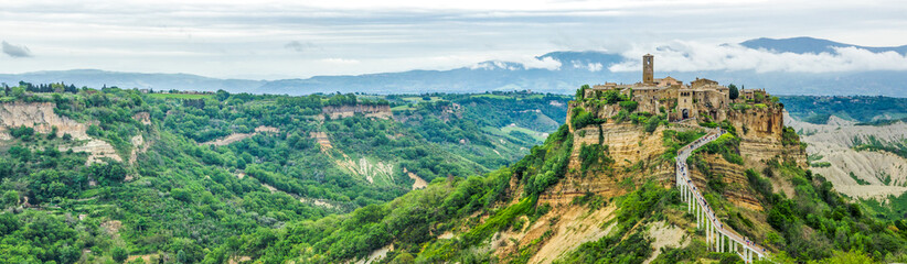 Fototapeta na wymiar Civita Bagnoregio village on the hill in Umbria in Italy