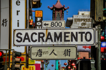 Sacramento road sign in China Town in San Francisco - obrazy, fototapety, plakaty