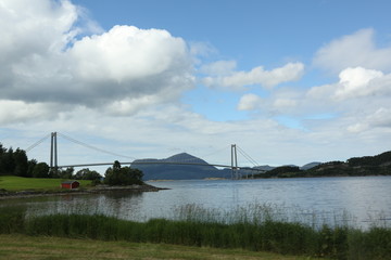 Fototapeta premium bridge over the river
