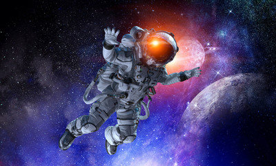 Naklejka premium Astronauta na misji kosmicznej. Różne środki przekazu