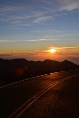Obraz na płótnie Canvas Sunrise from the top of a 12,000 ft peak
