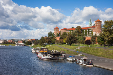 Obraz premium Wawel Castle In Krakow at Vistula River