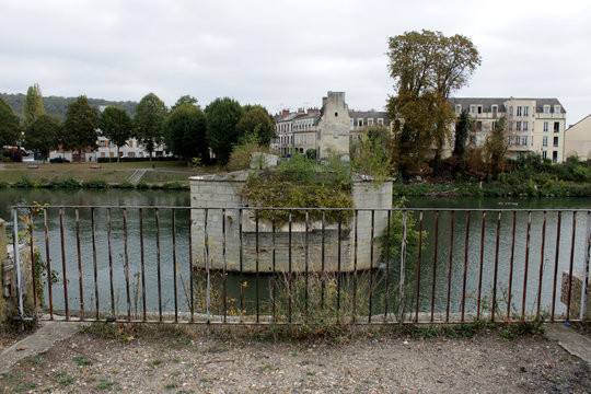 Mantes la Jolie -  Le Vieux Pont