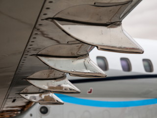 Aircraft wing vortilon