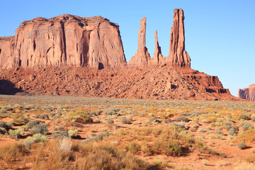 Fototapeta premium Monument Valley Tribal Park, Three Sisters rock formation, Utah, USA