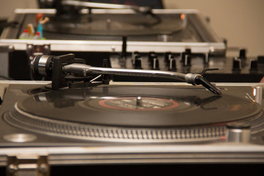 mesa dj vitrola