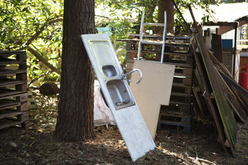 Abandon Caravans in the Forest