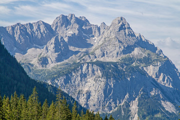 Ehrwalder Sonnenspitze und  Vorderer Tajakopf