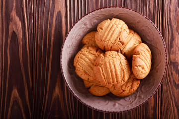 Peanut butter cookies in a bowl