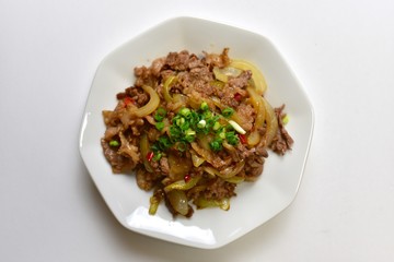 牛肉のバター醤油炒め