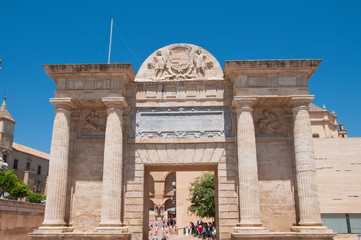 Puerta del Puente, Córdoba, Andalusien, Spanien