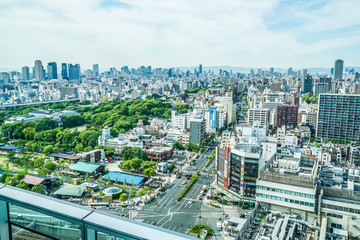 Fototapeta premium あべのハルカスからの大阪の街並み