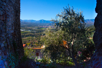 Wundersch&ouml;nes Dorf Eus in den Pyren&auml;en in Frankeich