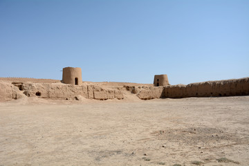 Fototapeta na wymiar Mud fort, Nushabad, Iran